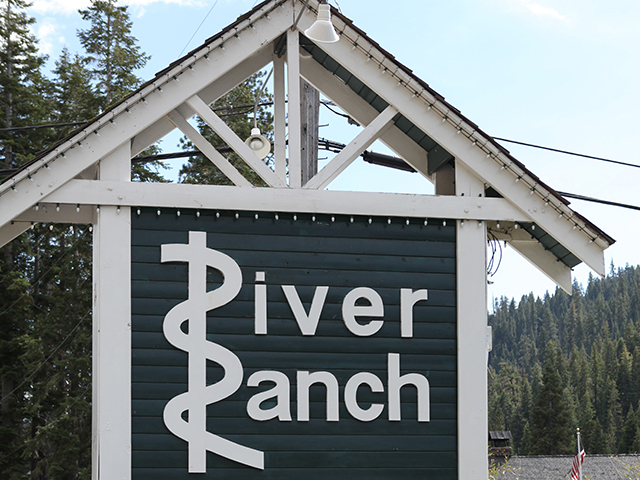River Ranch Sign